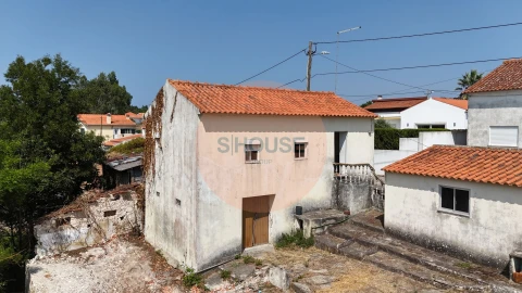 Moradia T2 para Venda em Nadadouro