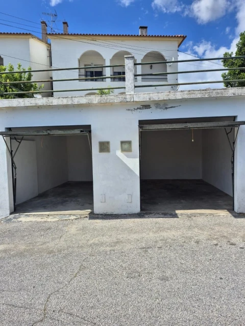 Garagem para Venda em Pego