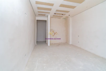 Apartamento T2 para Venda em Sacavém e Prior Velho