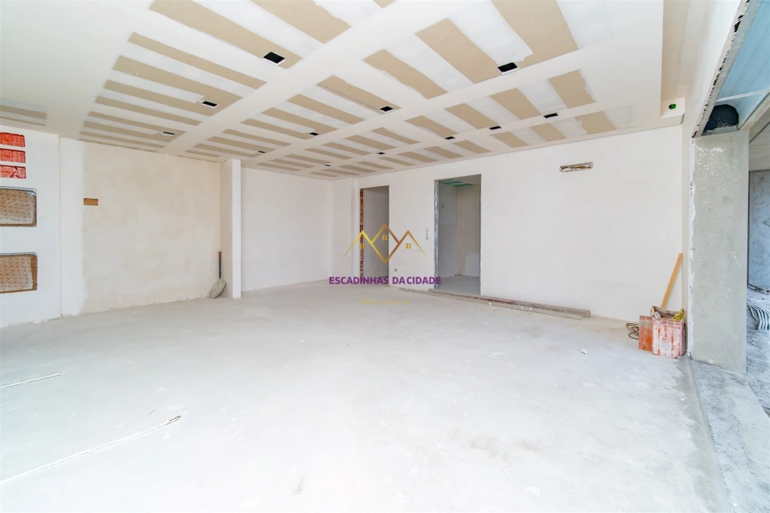 Apartamento T2 para Venda em Sacavém e Prior Velho Foto 9