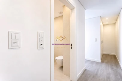 Apartamento T2 para Venda em Sacavém e Prior Velho