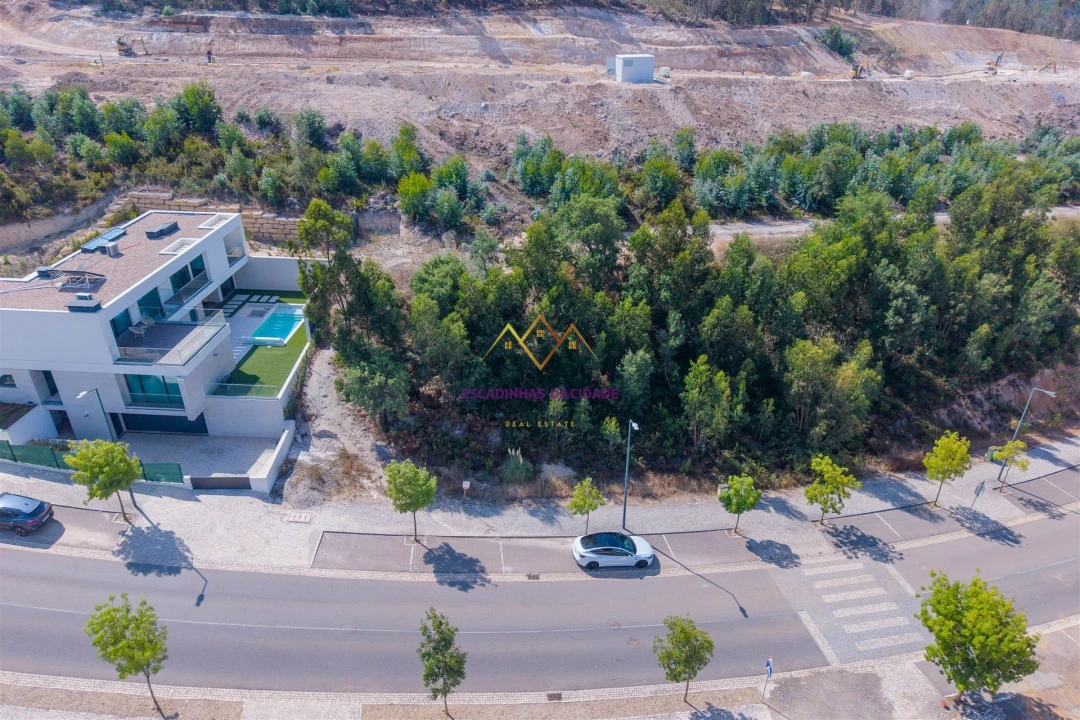 Terreno para Venda em Queluz e Belas Foto 9