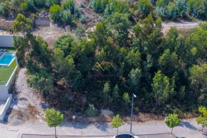 Terreno para Venda em Queluz e Belas
