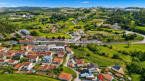 Moradia T5 para Venda em Caide de Rei