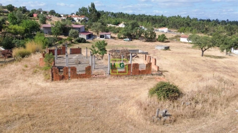 Quinta T1 para Venda em Salgueiro do Campo