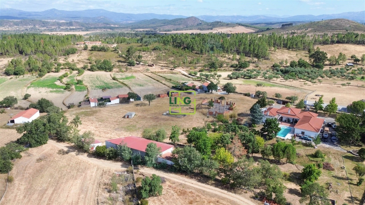 Quinta T1 para Venda em Salgueiro do Campo Foto 75