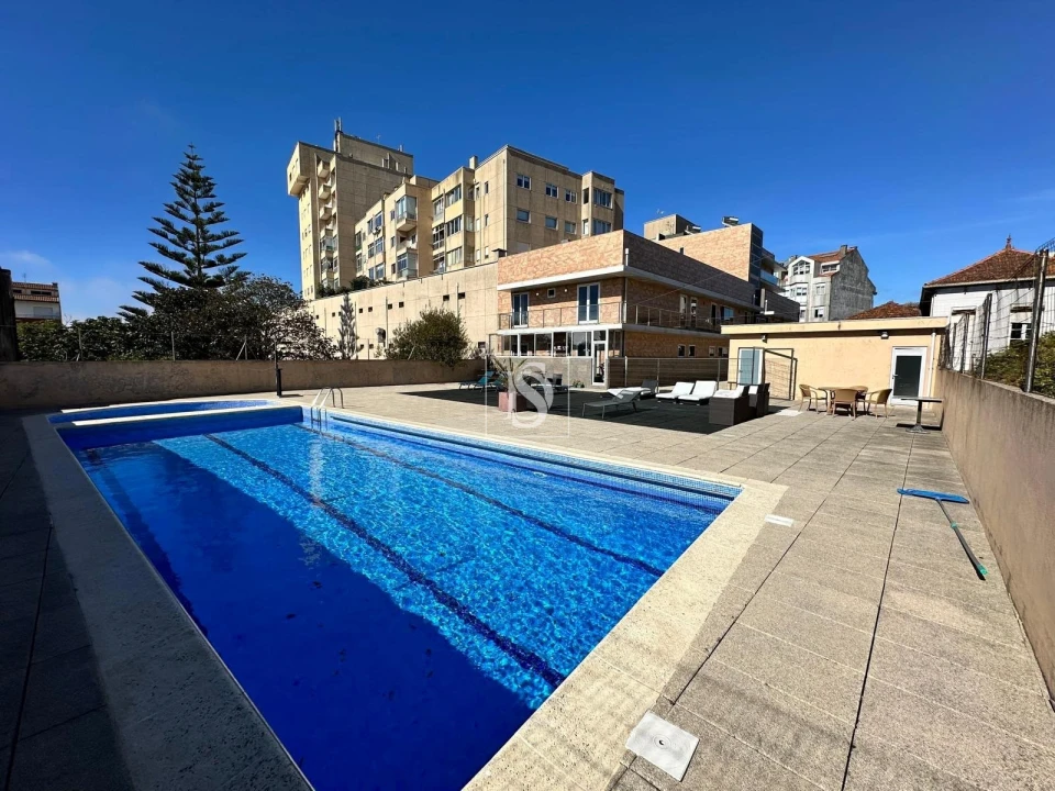 Apartamento T4 para Venda em Póvoa de Varzim, Beiriz e Argivai Foto 1
