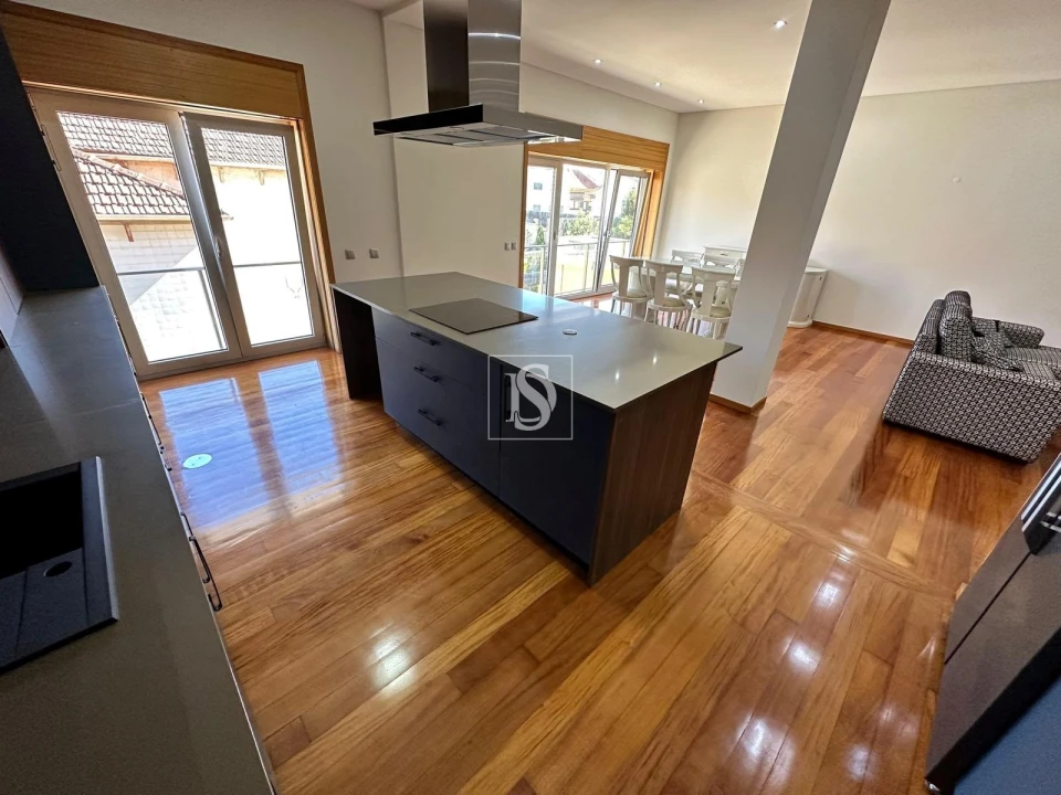Apartamento T4 para Venda em Póvoa de Varzim, Beiriz e Argivai Foto 16