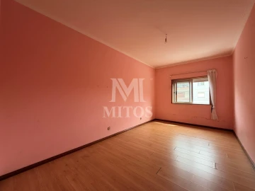 Apartamento T3 para Venda em Darque