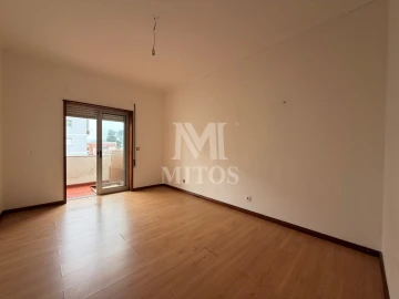 Apartamento T3 para Venda em Darque
