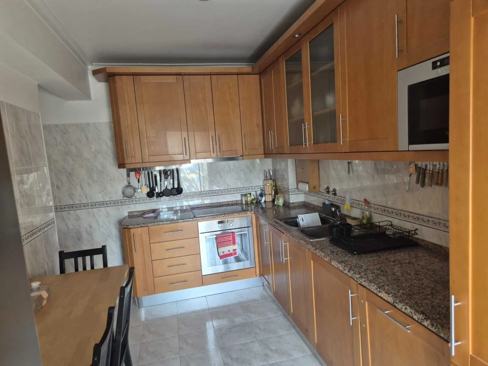 Apartamento T3 para Venda em Milharado Foto 5