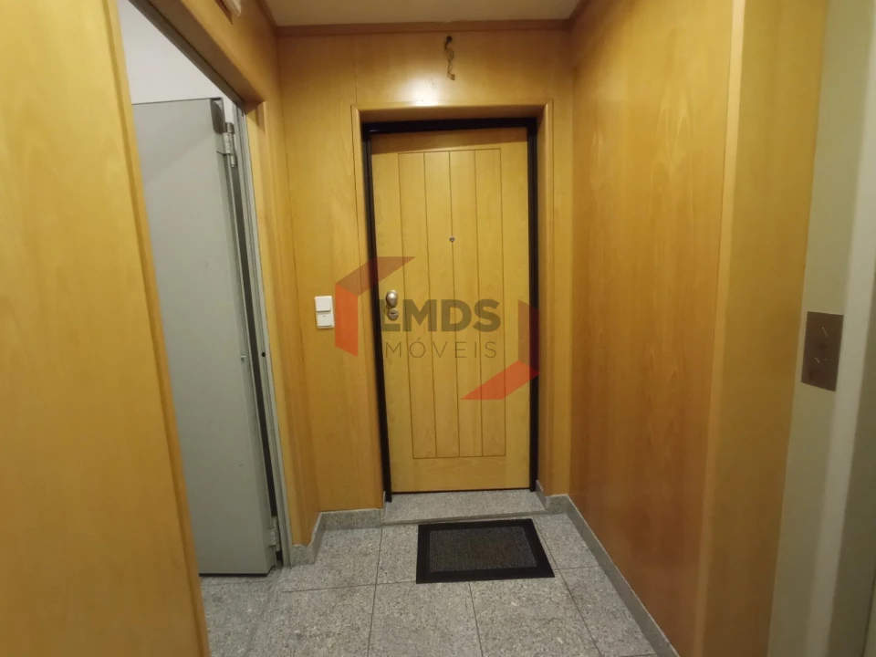 Apartamento T1 para Venda em Paranhos Foto 15