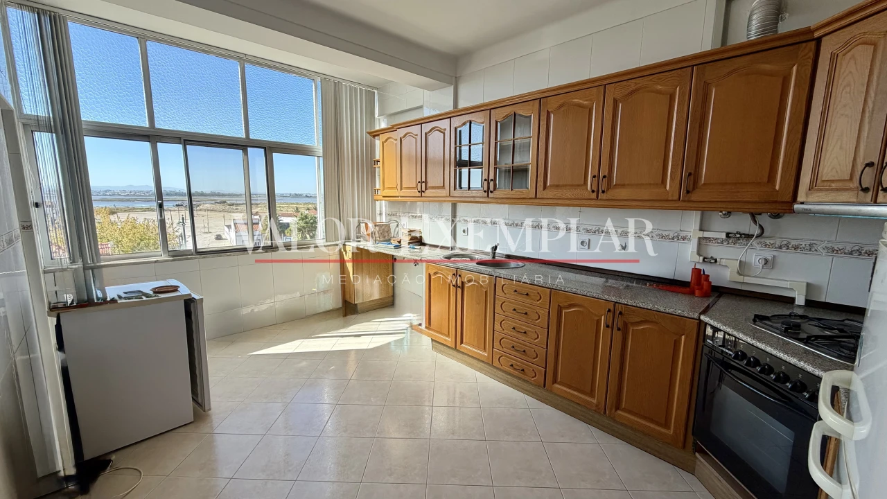 Apartamento T3 para Venda em Montijo e Afonsoeiro Foto 1