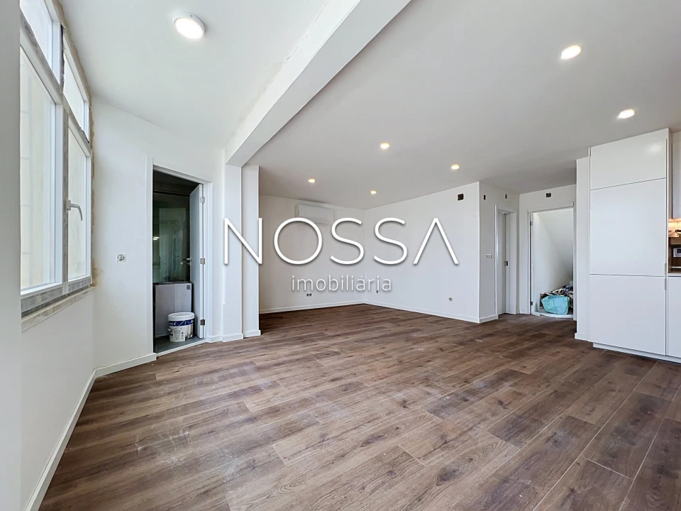 Apartamento T2 para Venda em Penha de França Foto 8