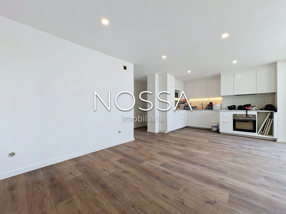 Apartamento T2 para Venda em Penha de França Foto 4