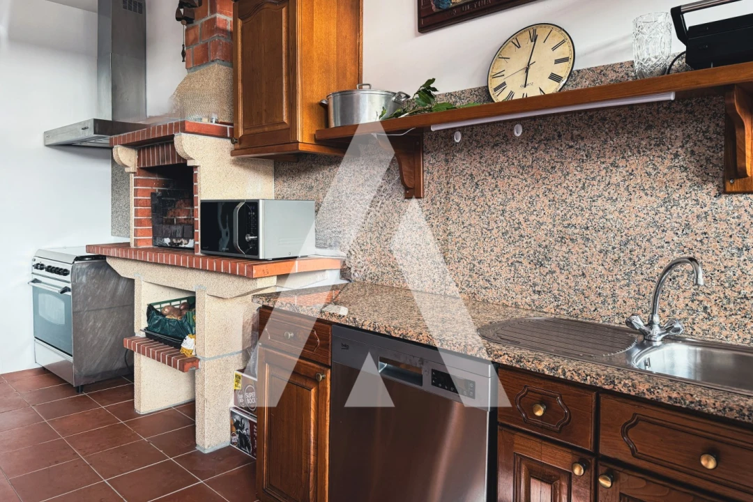 Moradia T5 para Venda em Arosa e Castelões Foto 5