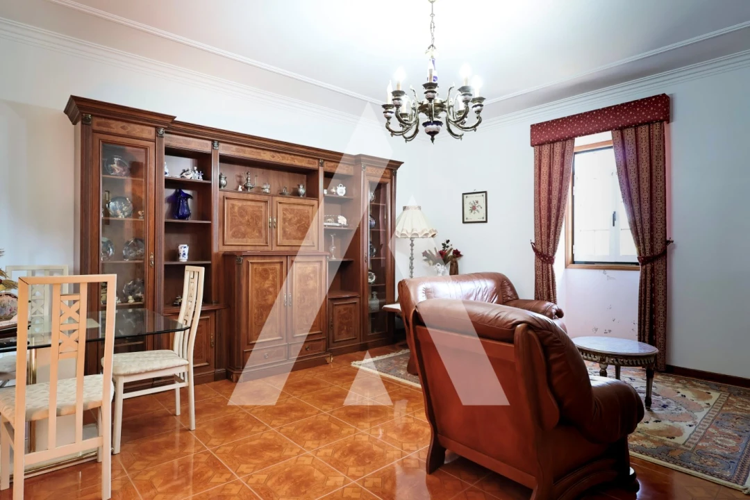 Moradia T5 para Venda em Arosa e Castelões Foto 4