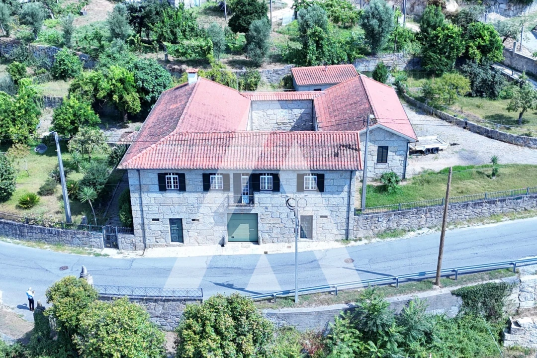 Moradia T5 para Venda em Arosa e Castelões Foto 1