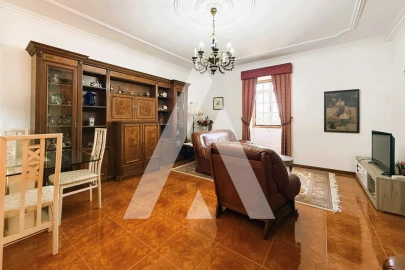 Moradia T5 para Venda em Arosa e Castelões
