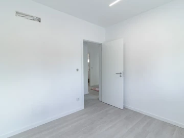 Moradia T4 para Venda em Santo Andre de Vagos
