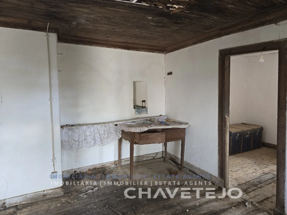 Moradia T2 para Venda em Areias e Pias Foto 12