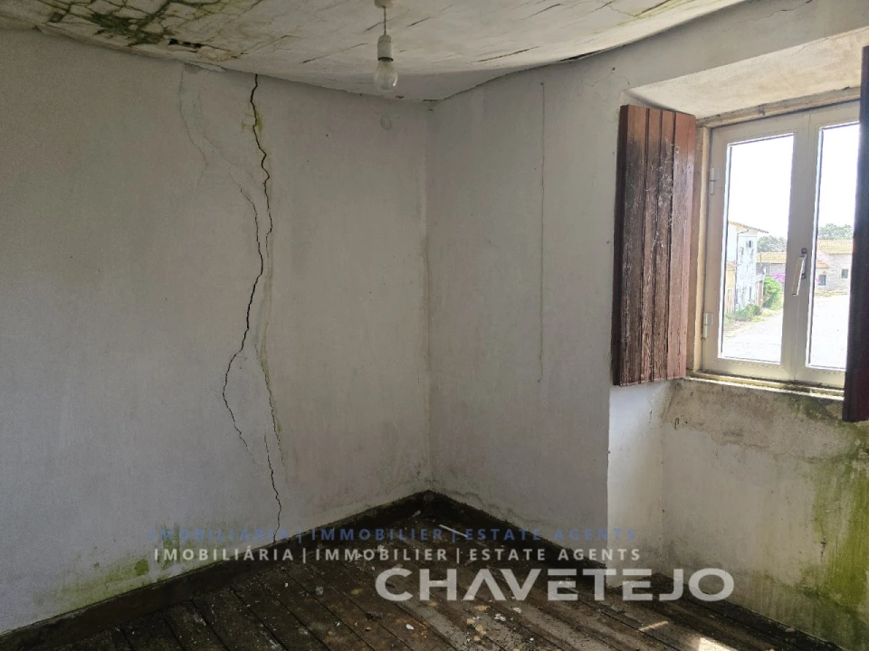 Moradia T2 para Venda em Areias e Pias Foto 14