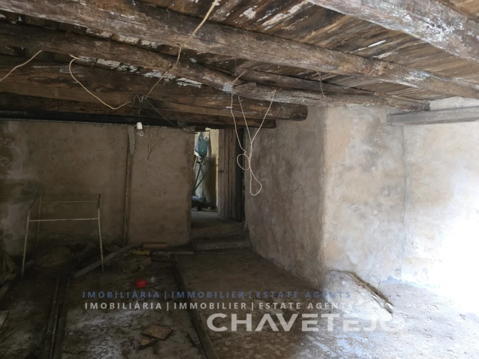 Moradia T2 para Venda em Areias e Pias Foto 17