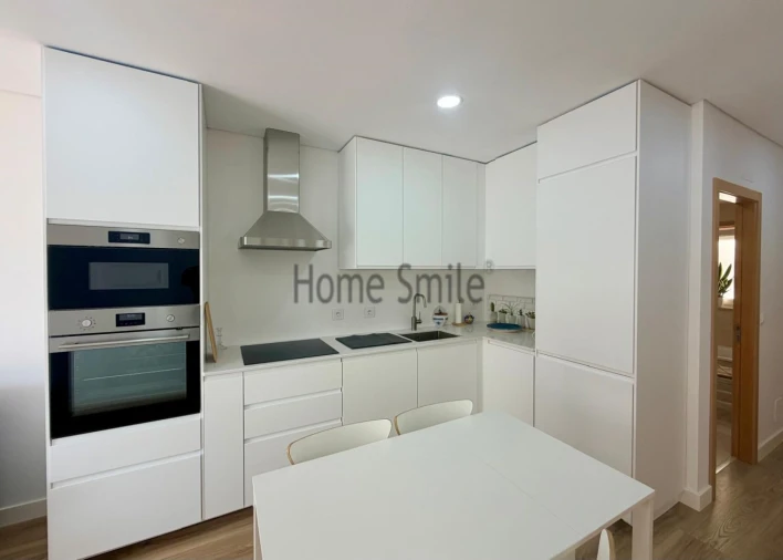 Apartamento T2 para Venda em Sesimbra (Santiago) Foto 9