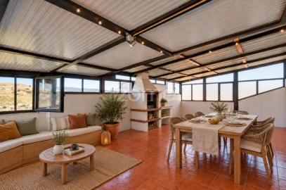 Apartamento T6 para Venda em Cacém e São Marcos