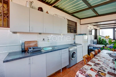 Apartamento T6 para Venda em Cacém e São Marcos