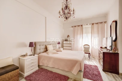 Apartamento T6 para Venda em Cacém e São Marcos
