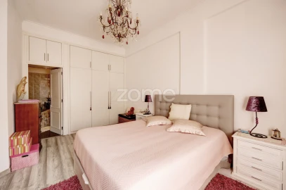 Apartamento T6 para Venda em Cacém e São Marcos
