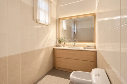 Apartamento T6 para Venda em Cacém e São Marcos