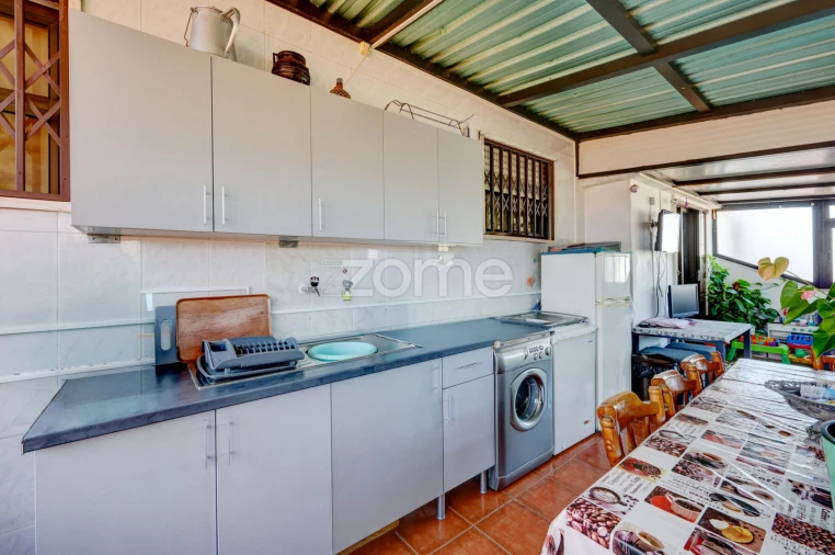 Apartamento T6 para Venda em Cacém e São Marcos Foto 26