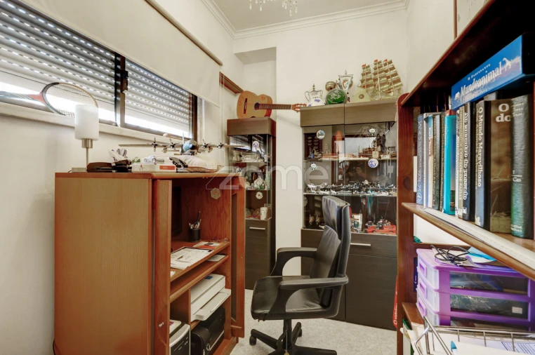 Apartamento T6 para Venda em Cacém e São Marcos Foto 36