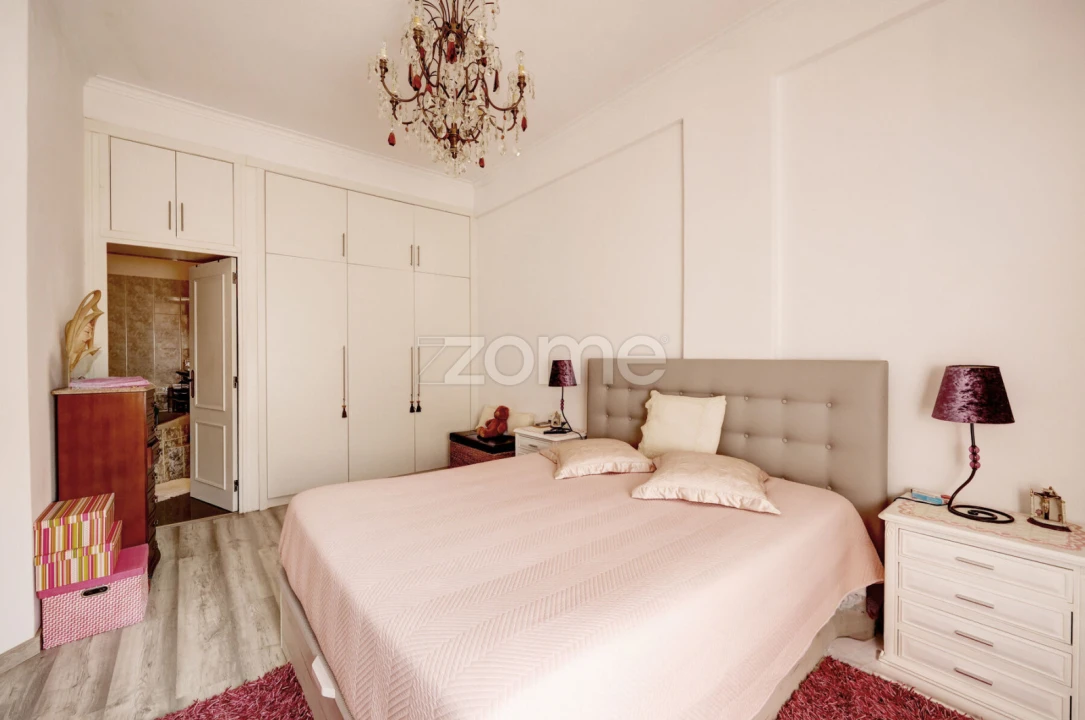 Apartamento T6 para Venda em Cacém e São Marcos Foto 33