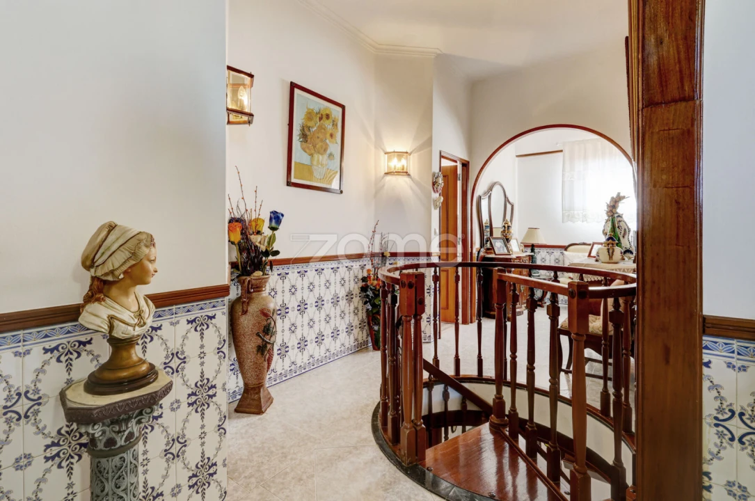Apartamento T6 para Venda em Cacém e São Marcos Foto 39