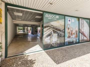 Loja para Arrendamento em Alvalade