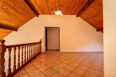 Moradia T4 para Venda em Miranda