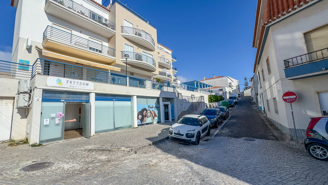 Loja para Venda em Ericeira Foto 1