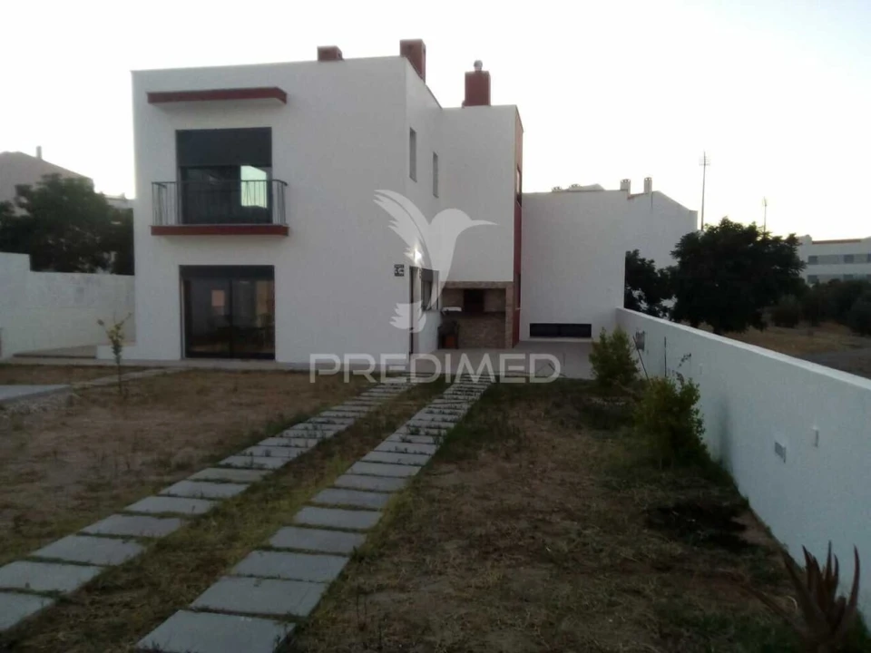 Moradia T5 para Venda em Caia, São Pedro e Alcáçova Foto 35