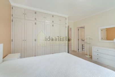 Moradia T4 para Venda em Almancil