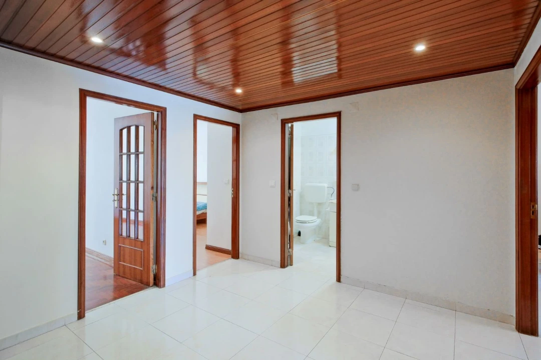 Apartamento T2 para Venda em Cacém e São Marcos Foto 4