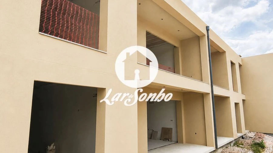 Apartamento T1 para Venda em Manhente