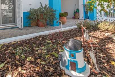 Moradia T4 para Venda em Santo Antonio da Charneca