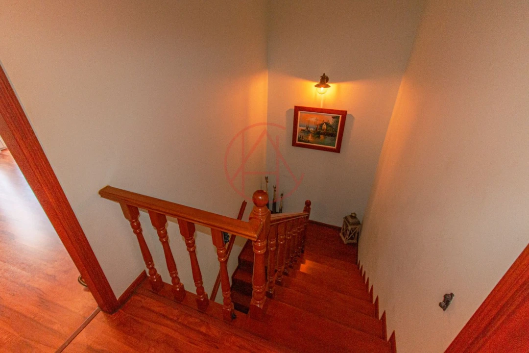 Moradia T4 para Venda em Santo Antonio da Charneca Foto 50