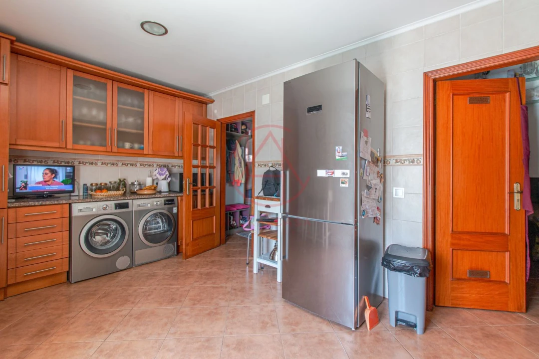 Moradia T4 para Venda em Santo Antonio da Charneca Foto 19