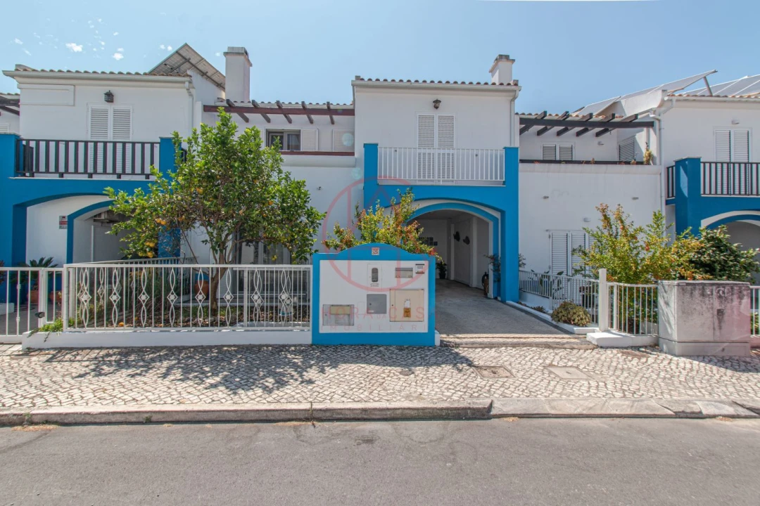 Moradia T4 para Venda em Santo Antonio da Charneca Foto 59