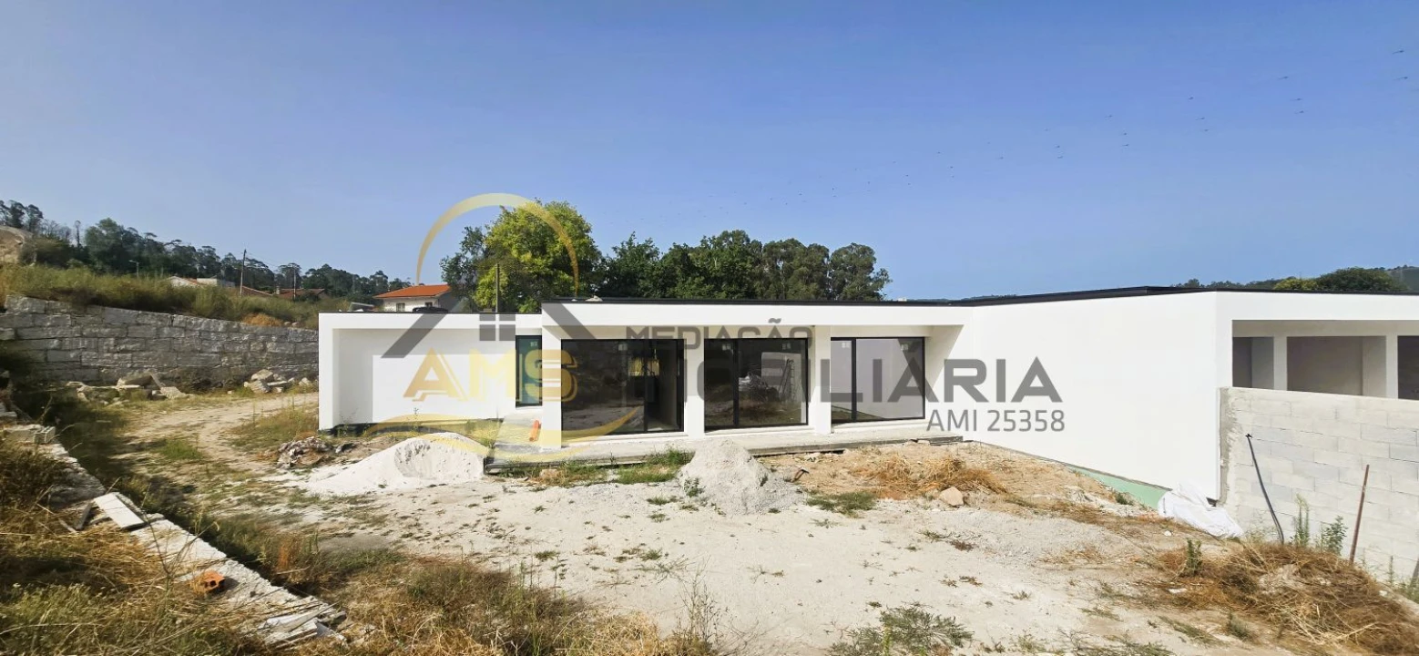 Moradia T3 para Venda em Cepães e Fareja Foto 5
