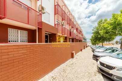 Apartamento T2 para Venda em Ajuda
